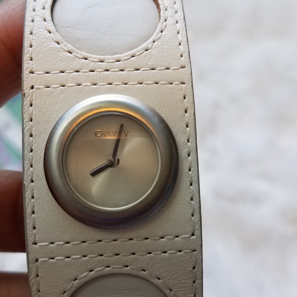 Dkny Watch - image 6